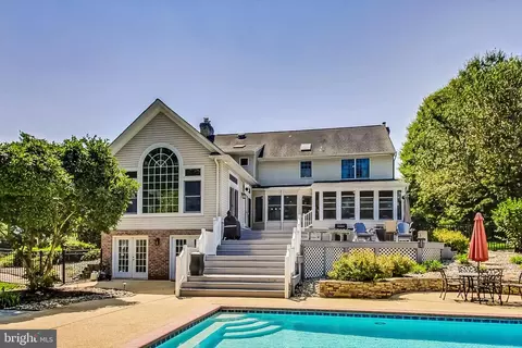Exterior - 14611 Manor Rd, Phoenix, MD 21131 photo 2 of 26