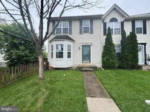 636 Villager Cir, Dundalk, MD 21222