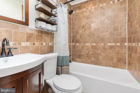 Bath - 1729 Searles Rd, Dundalk, MD 21222 photo 1 of 2