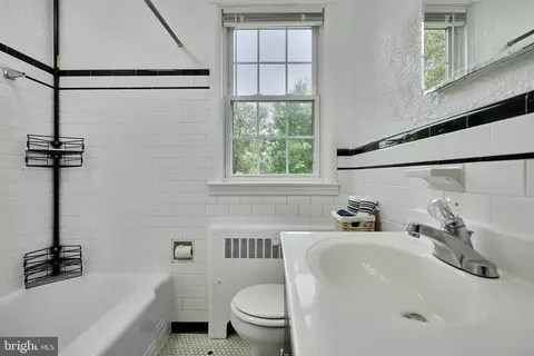 217 Dumbarton Rd, Baltimore, MD 21212 photo 32