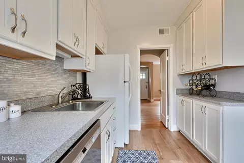 217 Dumbarton Rd, Baltimore, MD 21212 photo 17