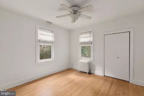 Bedroom - 513 Dunkirk Rd, Baltimore, MD 21212 photo 1 of 6