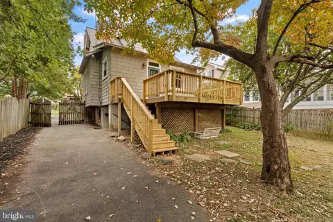 Exterior - 513 Dunkirk Rd, Baltimore, MD 21212 photo 6 of 6