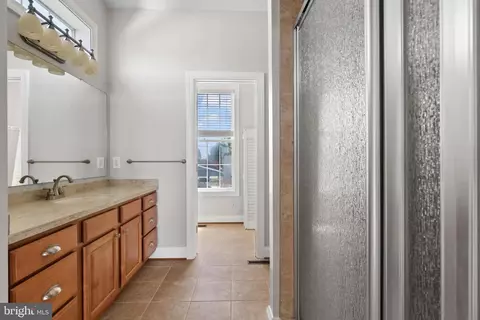 Bath - 6910 River Drive Rd, Sparrows Point, MD 21219 photo 1 of 5