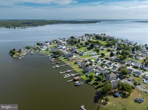 View/Area - 6910 River Drive Rd, Sparrows Point, MD 21219 photo 24 of 28
