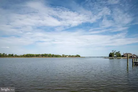 View/Area - 6910 River Drive Rd, Sparrows Point, MD 21219 photo 8 of 28
