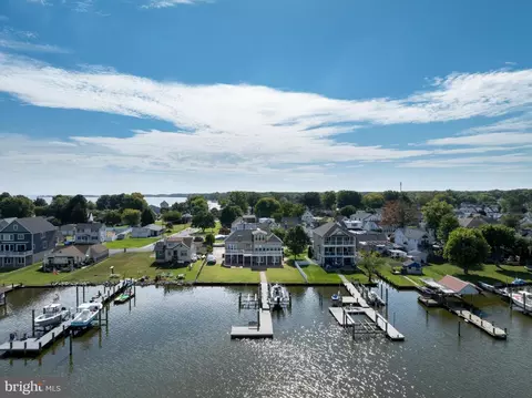 View/Area - 6910 River Drive Rd, Sparrows Point, MD 21219 photo 3 of 28