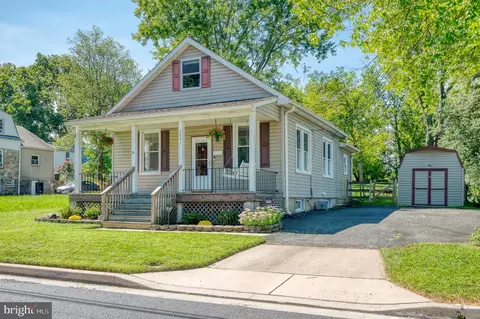 3041 Moreland Ave, Parkville, MD 21234