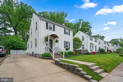 414 Locust Dr, Catonsville, MD 21228