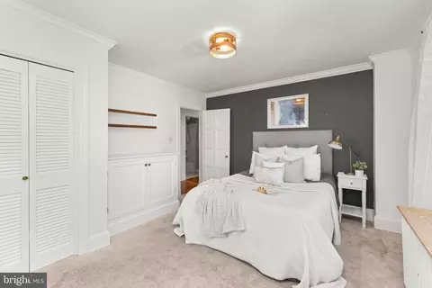 Bedroom - 910 Kingston Rd, Baltimore, MD 21212 photo 4 of 5