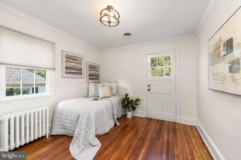 Bedroom - 910 Kingston Rd, Baltimore, MD 21212 photo 5 of 5