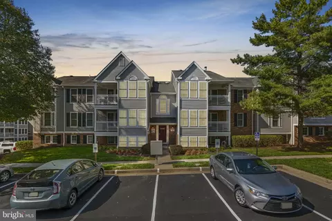 1343 Greenbriar Cir #8-1343, Pikesville, MD 21208