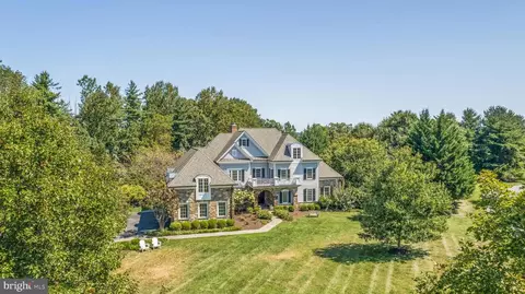 39 Brett Manor Ct, Cockeysville, MD 21030