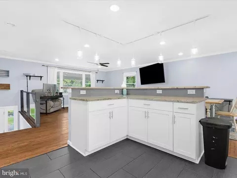 Kitchen - 12234 Eastern Ave, Middle River, MD 21220 photo 3 of 4