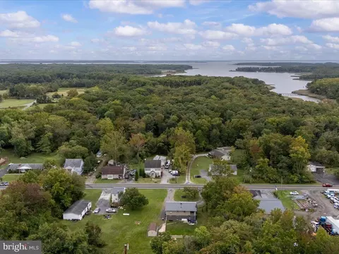 View/Area - 12234 Eastern Ave, Middle River, MD 21220 photo 4 of 10