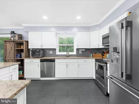 Kitchen - 12234 Eastern Ave, Middle River, MD 21220 photo 1 of 4