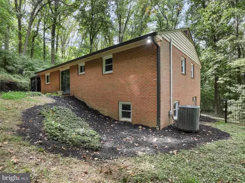 Exterior - 5503 Williams Rd, Hydes, MD 21082 photo 4 of 5