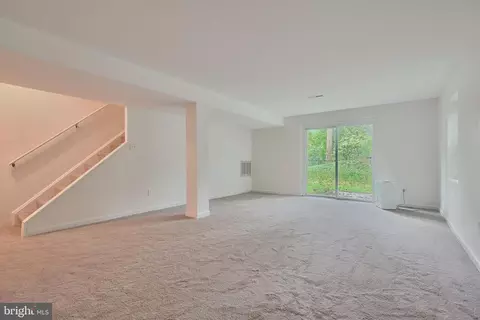Living - 9 Intervale Ct, Towson, MD 21286 photo 6 of 7