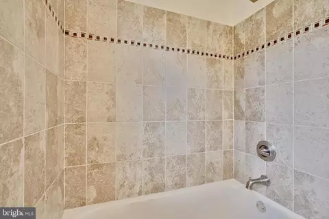 Bath - 9 Intervale Ct, Towson, MD 21286 photo 3 of 7