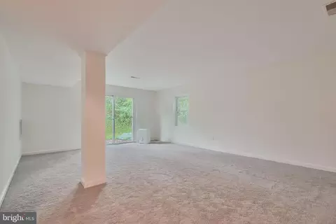 Living - 9 Intervale Ct, Towson, MD 21286 photo 5 of 7