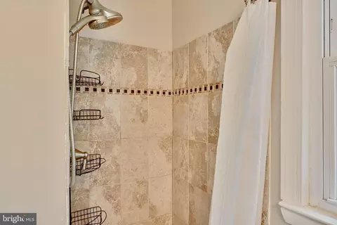Bath - 9 Intervale Ct, Towson, MD 21286 photo 7 of 7