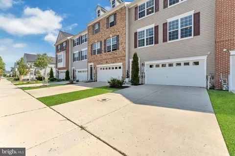 944 Morgan Run Rd, Middle River, MD 21220 photo 2