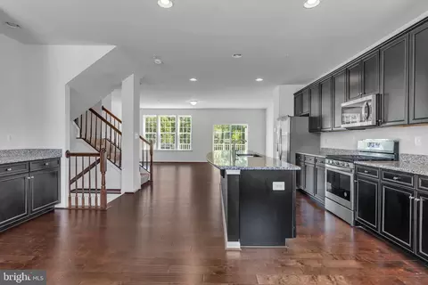 944 Morgan Run Rd, Middle River, MD 21220 photo 7