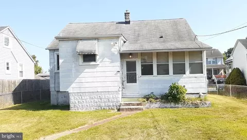 3220 Lynch Rd, Sparrows Point, MD 21219 photo 4