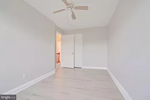 Bedroom - 2146 Redthorn Rd, Middle River, MD 21220 photo 2 of 5