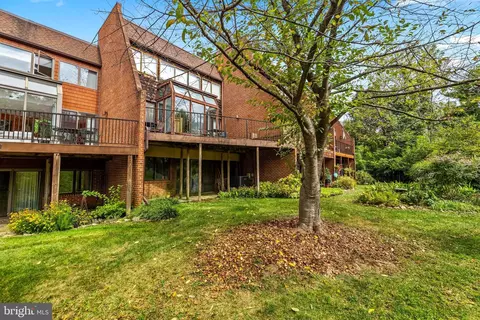41 Judges Ln, Towson, MD 21204