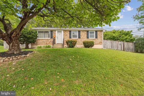 20 Glyndon Dr, Reisterstown, MD 21136