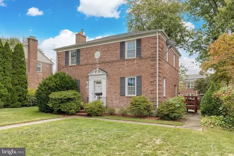 405 Stevenson Ln, Towson, MD 21204