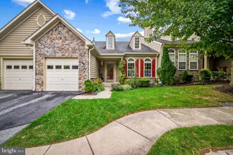 212 Teapot Ct #212, Reisterstown, MD 21136