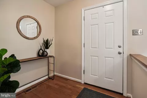 5 Ingate Ter #4203, Halethorpe, MD 21227 photo 2