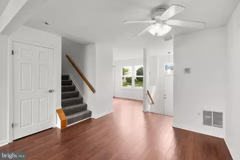 2142 Cedar Barn Way, Windsor Mill, MD 21244 photo 9