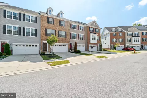 946 Morgan Run Rd, Middle River, MD 21220 photo 2