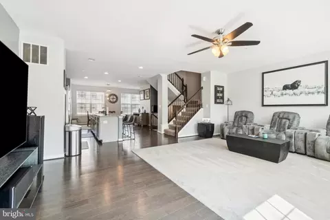 946 Morgan Run Rd, Middle River, MD 21220 photo 14