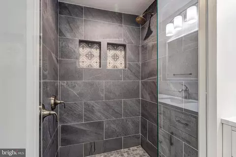 Bath - 7806 Maple Ave, Towson, MD 21204 photo 4 of 5