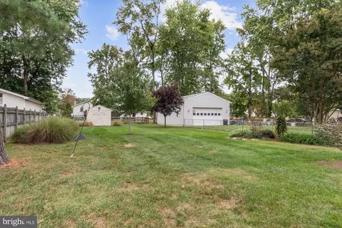 13106 Choptank Rd, Middle River, MD 21220 photo 6