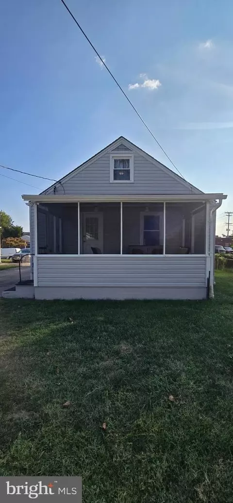 Exterior - 2804 Ohio Ave, Halethorpe, MD 21227 photo 5 of 5