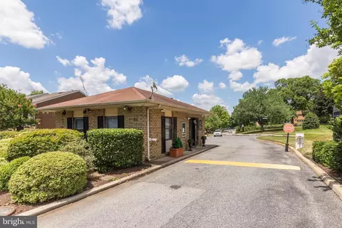 1 Smeton Pl #601, Towson, MD 21204