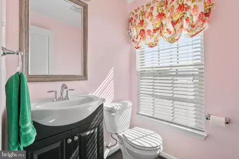 Entry Way - 3508 Canvasback, Baltimore, MD 21222 photo 5 of 8