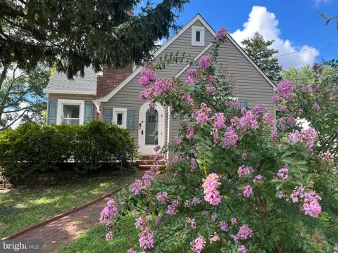 2901 Hillcrest Ave, Parkville, MD 21234