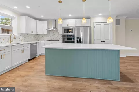 2007 Headland Blvd, Sparrows Point, MD 21219 photo 7