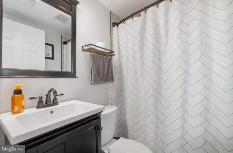 2418 Jarsey, Sparrows Point, MD 21219 photo 19