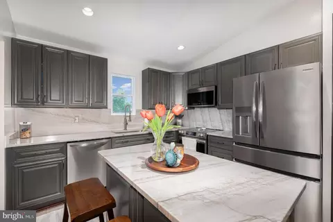 2418 Jarsey, Sparrows Point, MD 21219 photo 13
