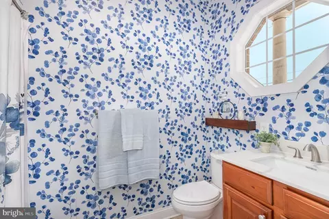 5213 E Joppa Rd, Perry Hall, MD 21128 photo 16