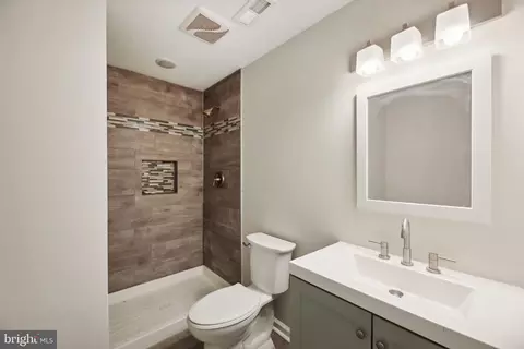 Bath - 5816 Heron Dr, Halethorpe, MD 21227 photo 1 of 2