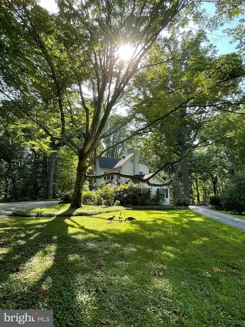 1528 Providence Rd, Towson, MD 21286