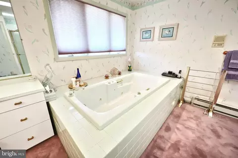 Bath - 2627 Stockton Rd, Phoenix, MD 21131 photo 4 of 6